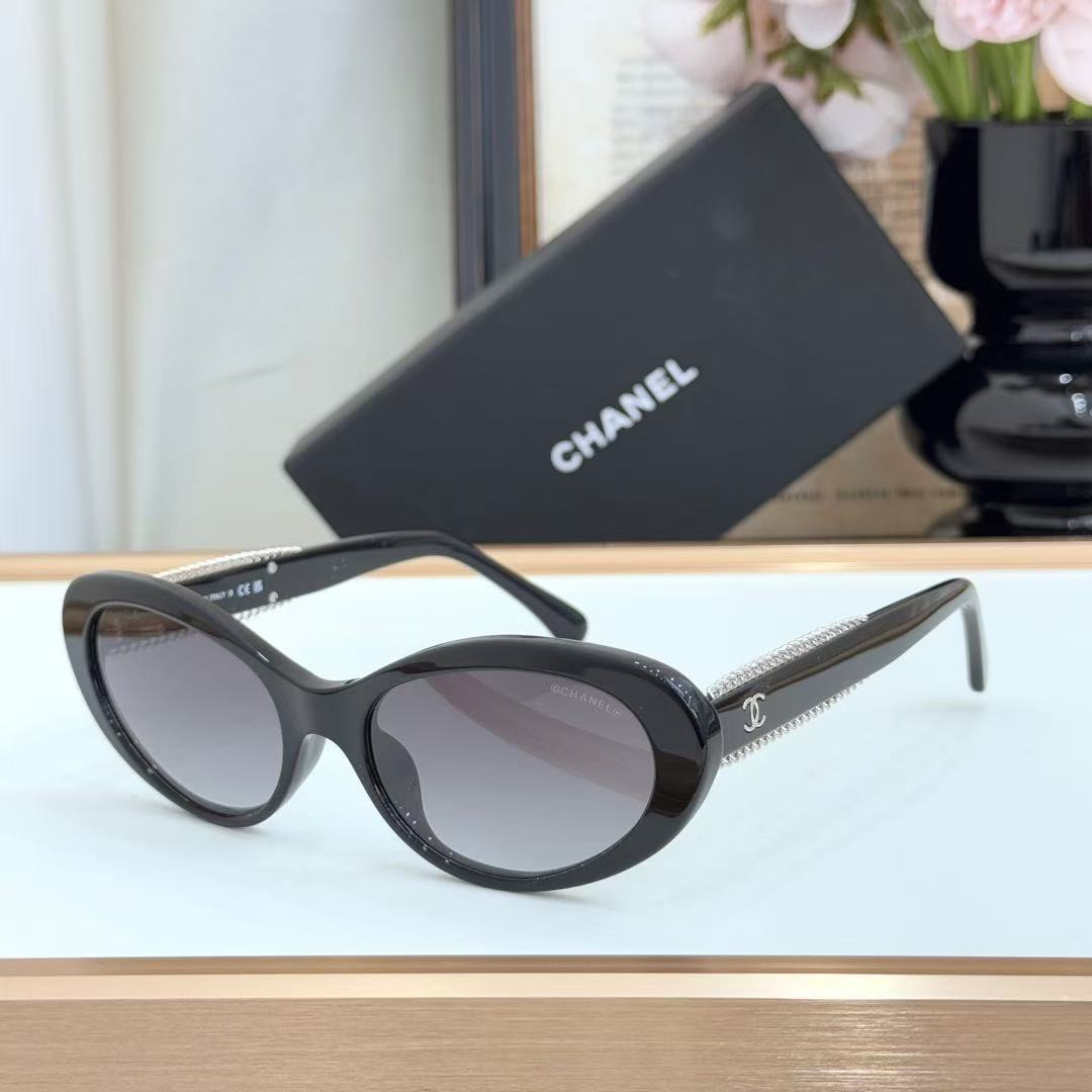 Ch**el glasses