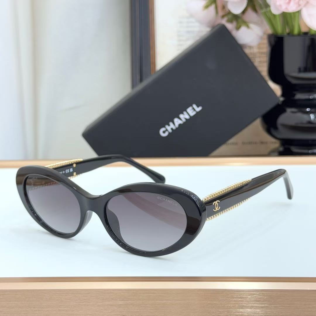 Ch**el glasses