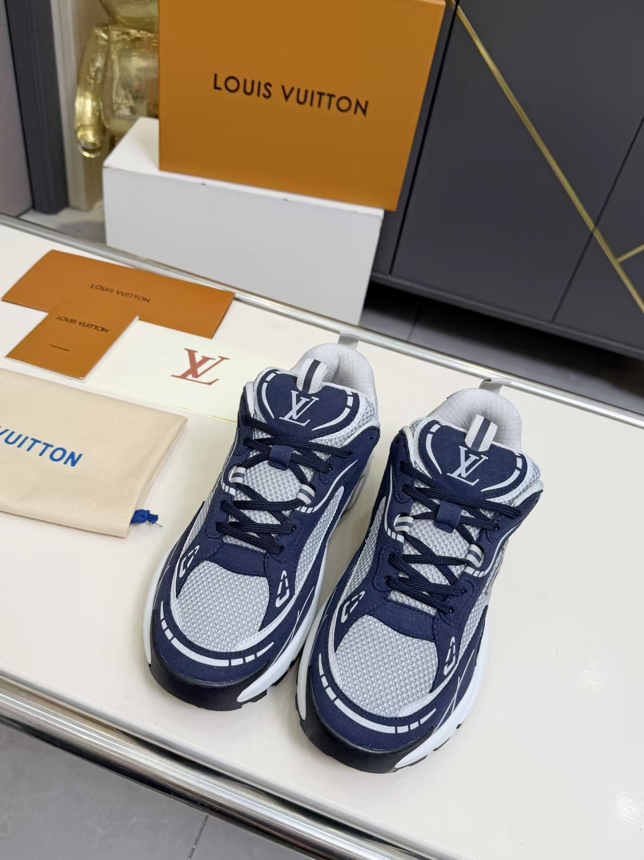 UA LV Sneakers