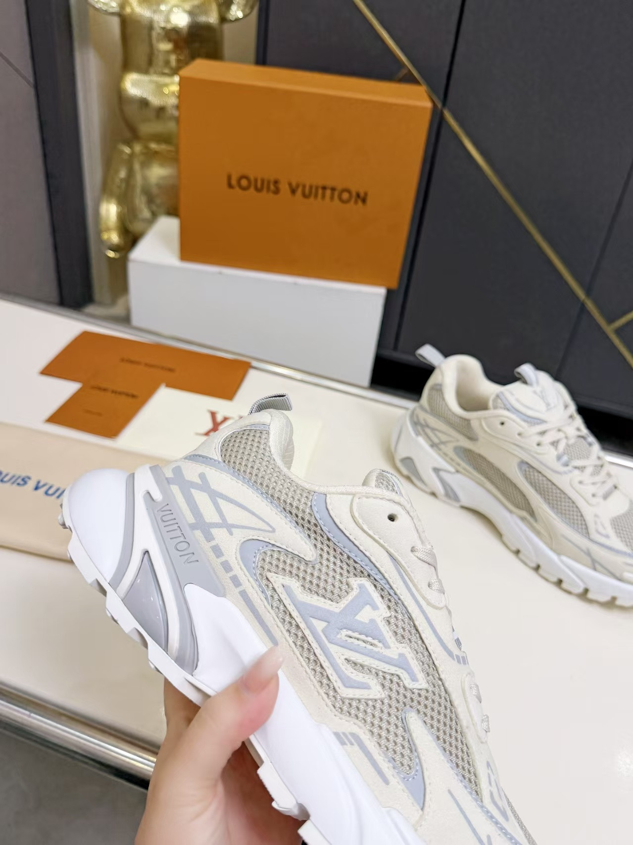 UA LV Sneakers