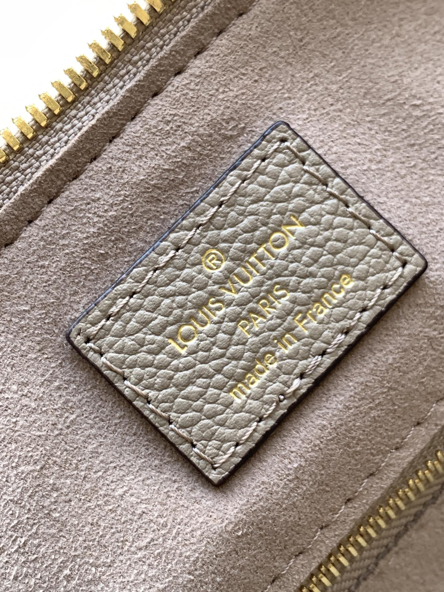 LV Speedy Bandoulière 25 M59273 25x19x15cm