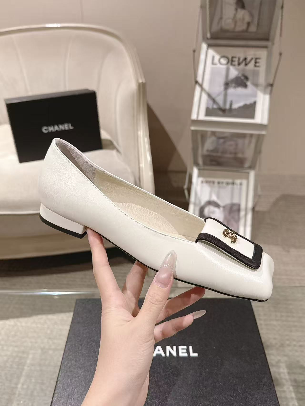 ua Ch**el flats