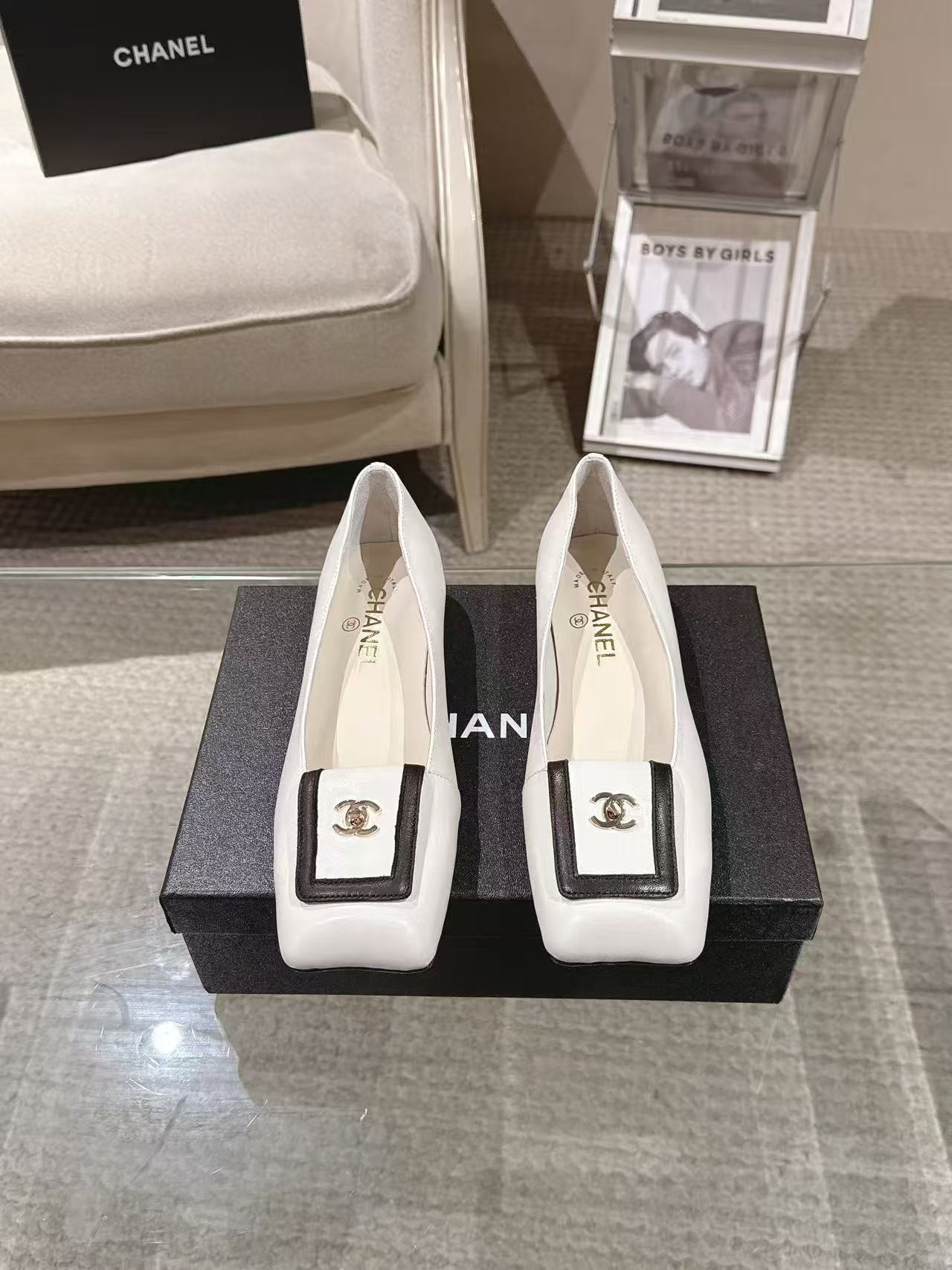 ua Ch**el flats