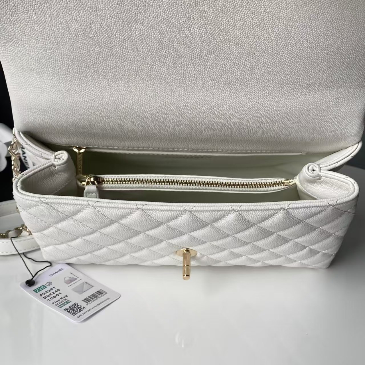 Ch**el coco handle bag