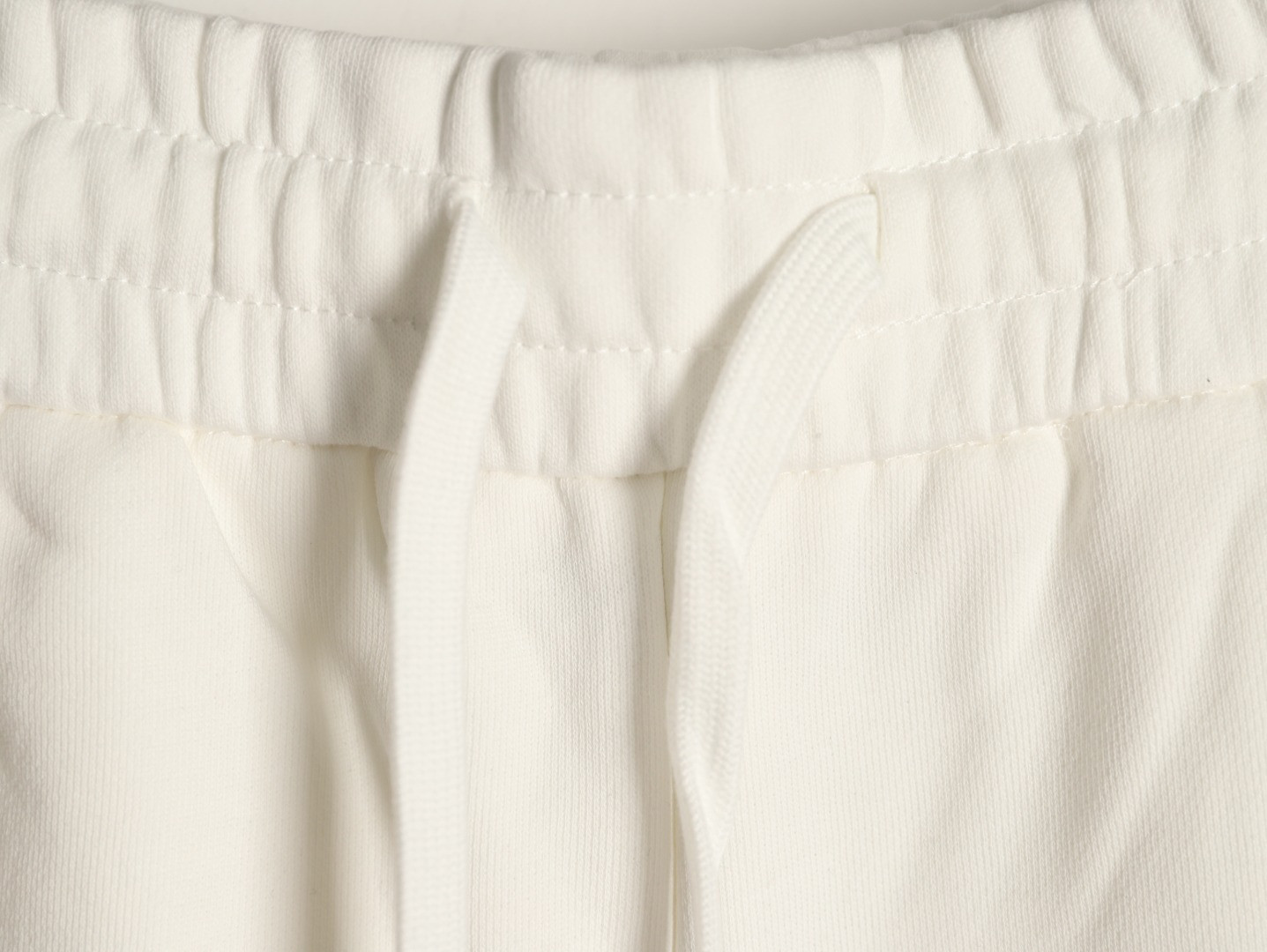 Ch*0me He**ts shorts
