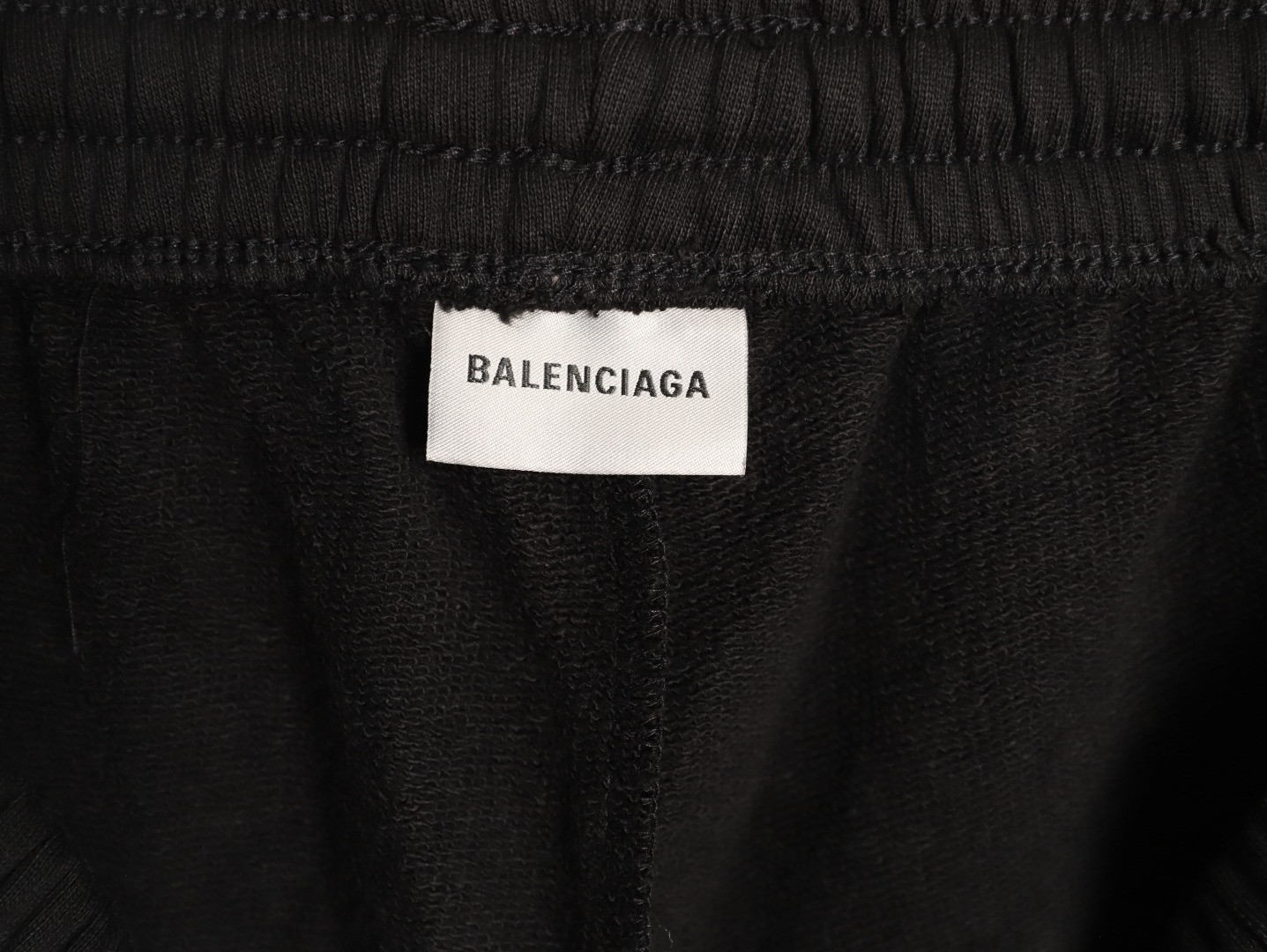 Ba1en*iaga 26ss shorts