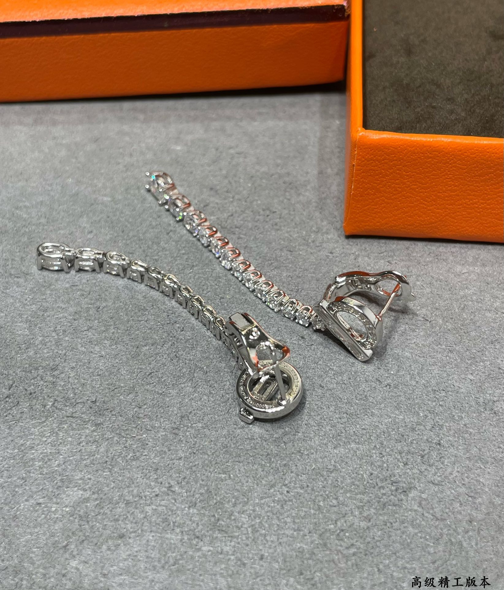 H**me5 OT Fully D1am0nd-Encrusted Earrings