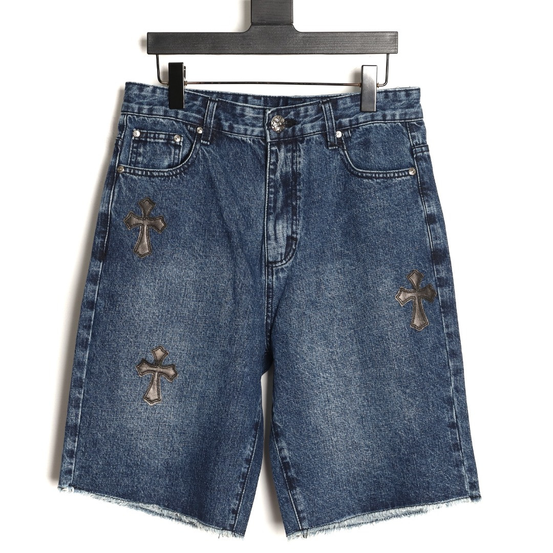 Ch*0me He**ts shorts
