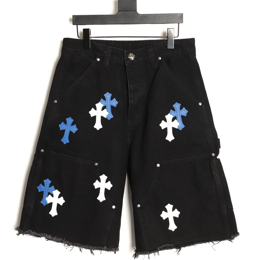Ch*0me He**ts shorts