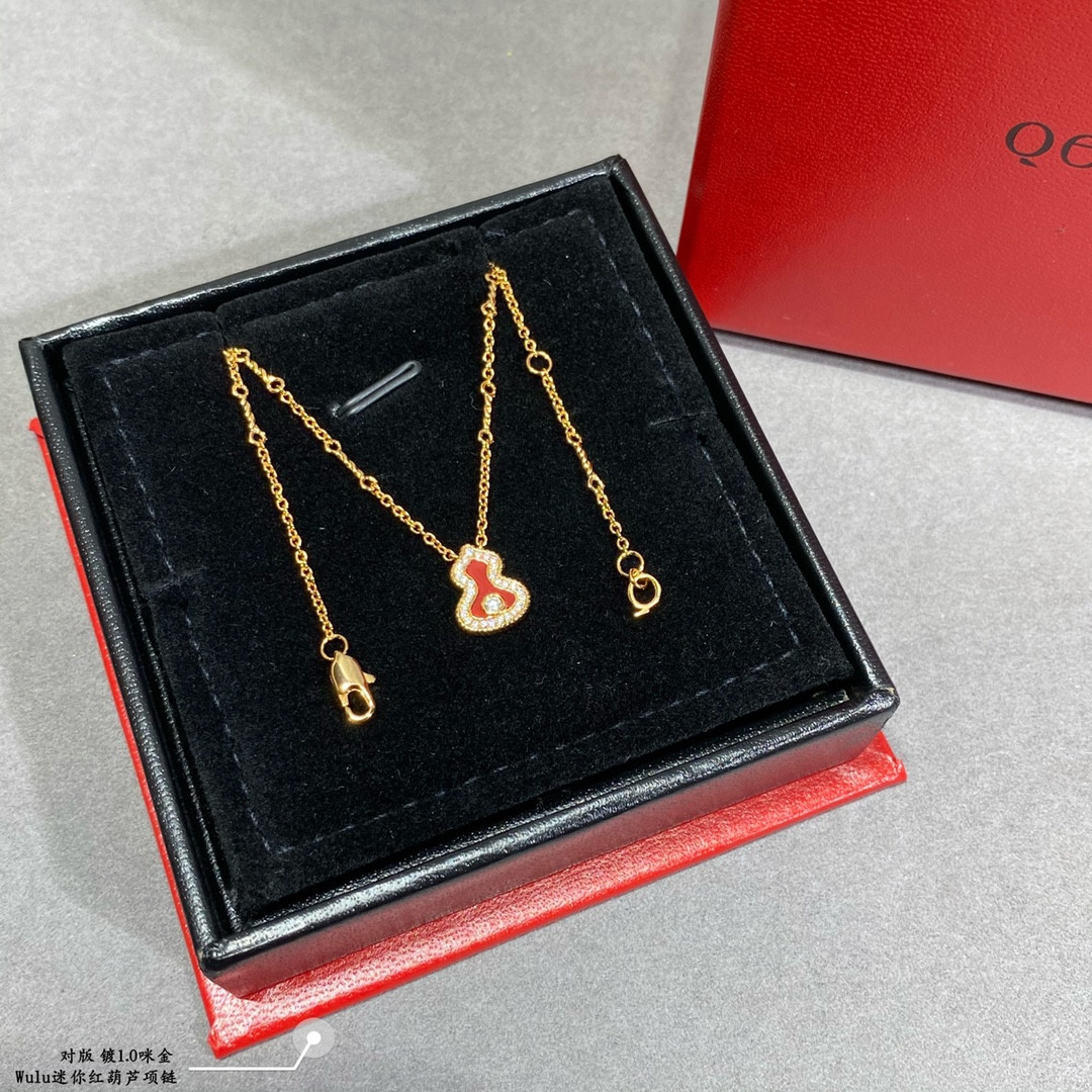 Qeelin Mini D1am0nd Red Gourd Necklace