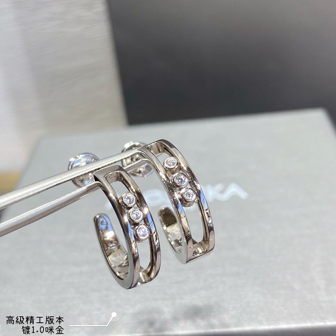 Mes1kaa polished moving earrings