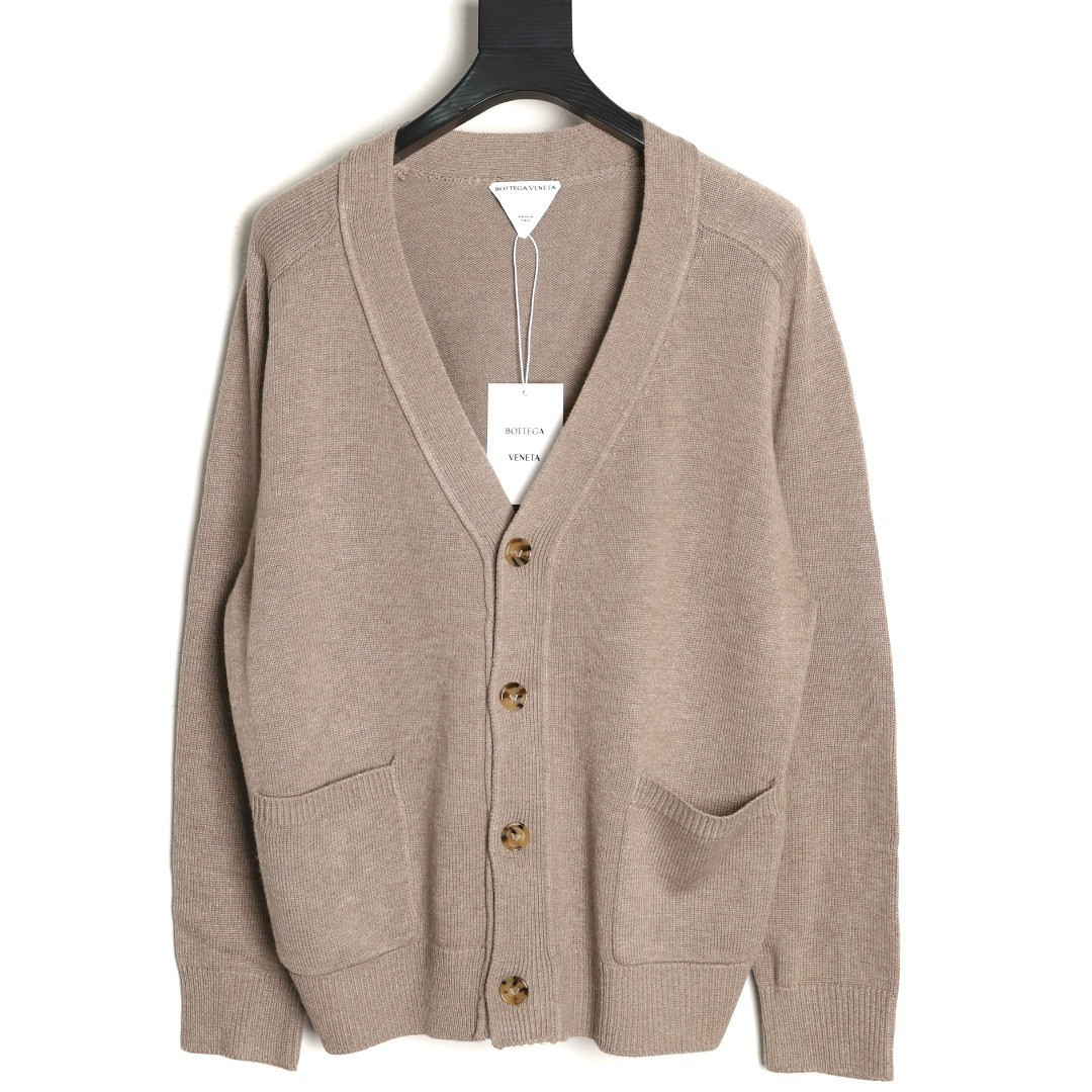 b0tt*ga Ven*ta cardigan sweaters