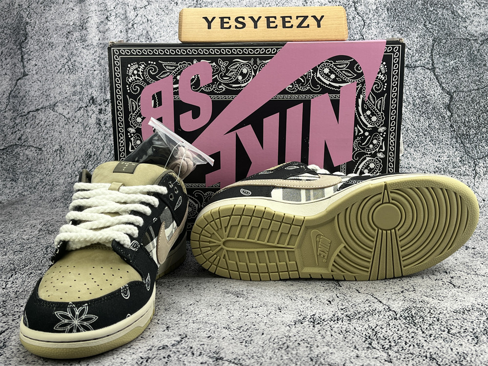 ua travis scott x dunk low preM1vm qs sb 