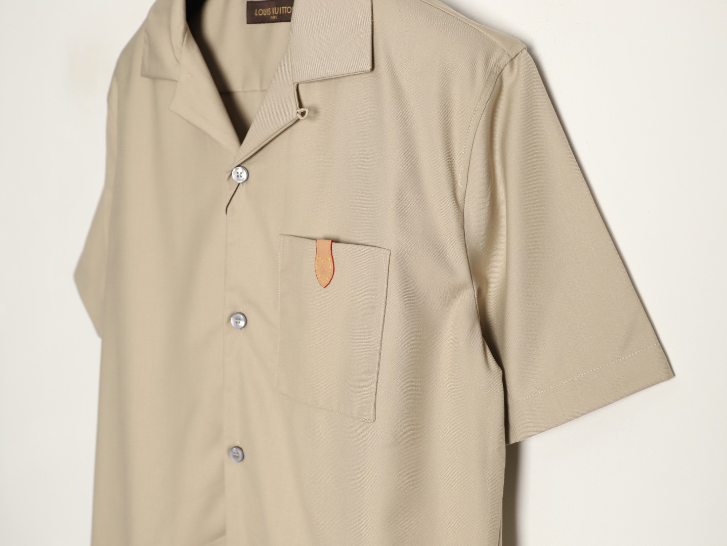 l0vis Vvtt0n short-sleeved shirts
