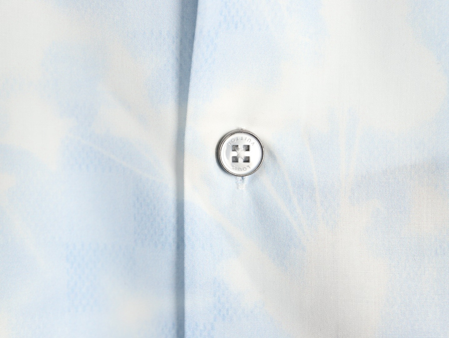 l0vis Vvtt0n short-sleeved shirts
