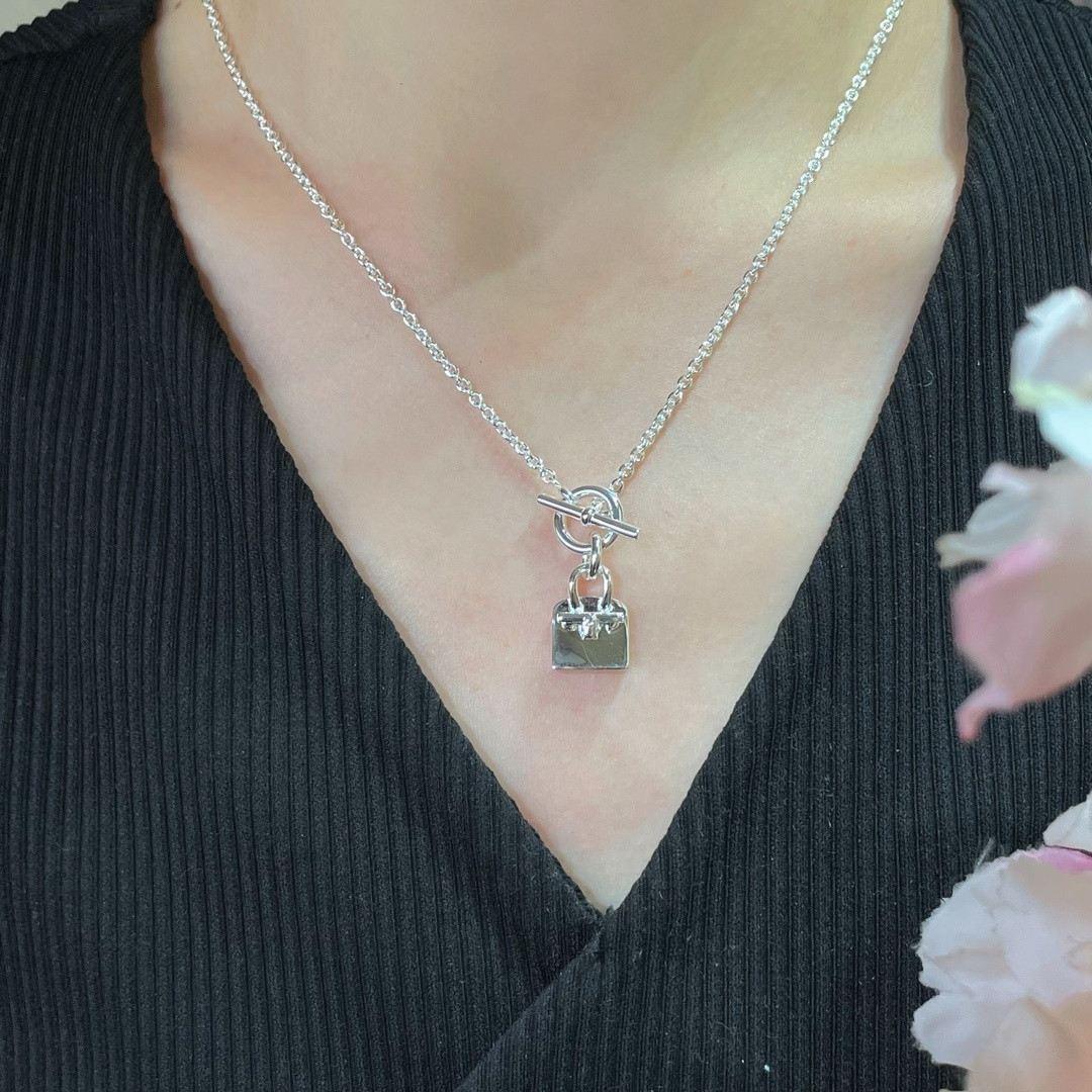 H**me5 Classic Kelly Bag Necklace Ag925