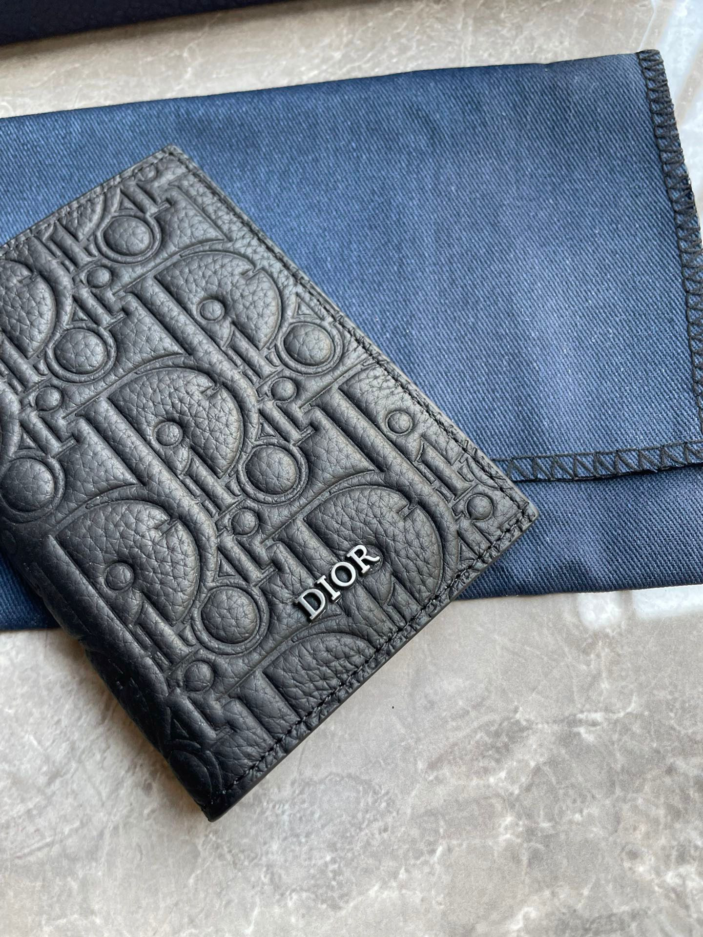 D10r Card Holder