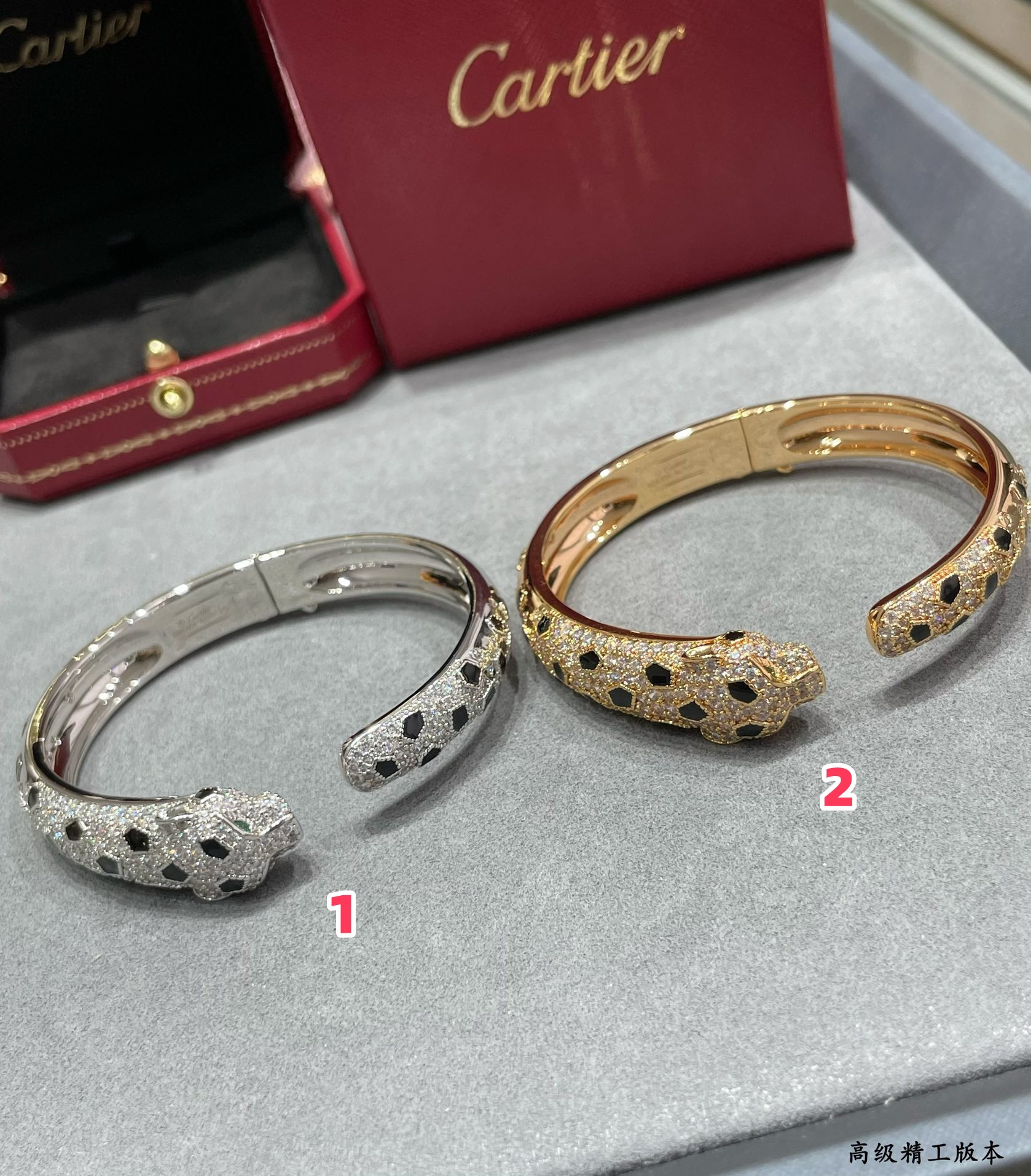 Ca*t1er Single spotted leopard Bracelet