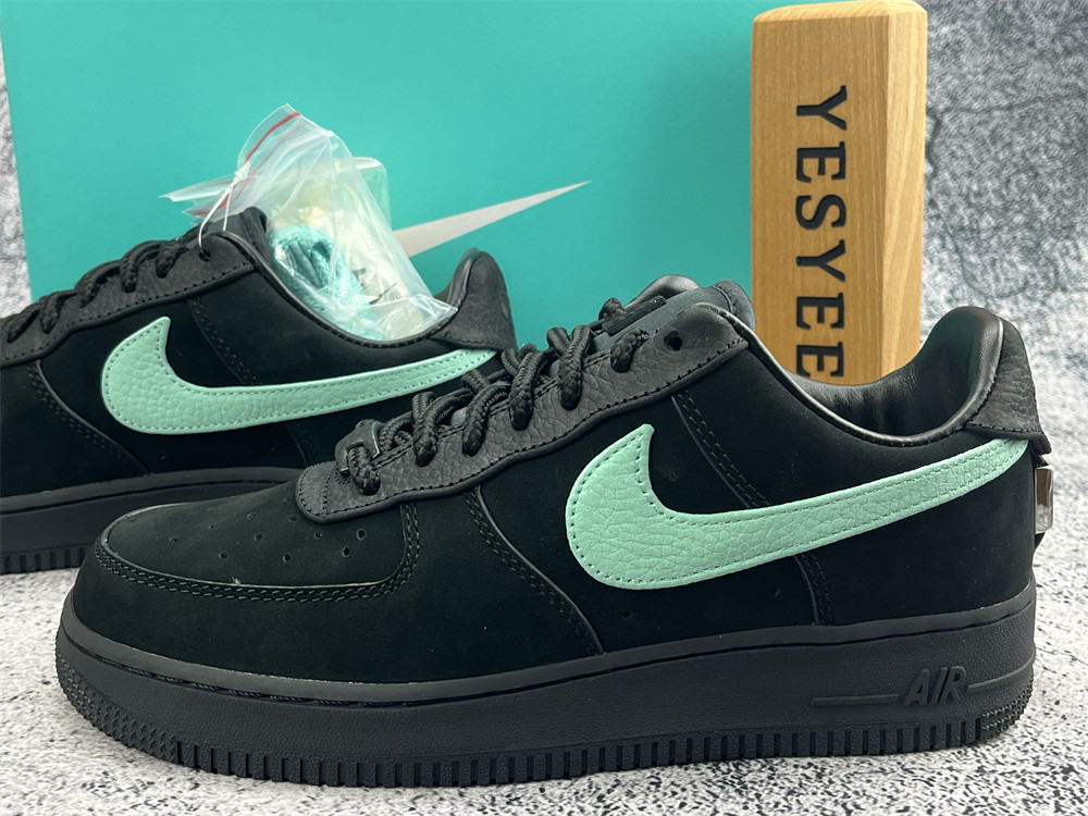 ua T*f*ny & co. x air force 1 low 