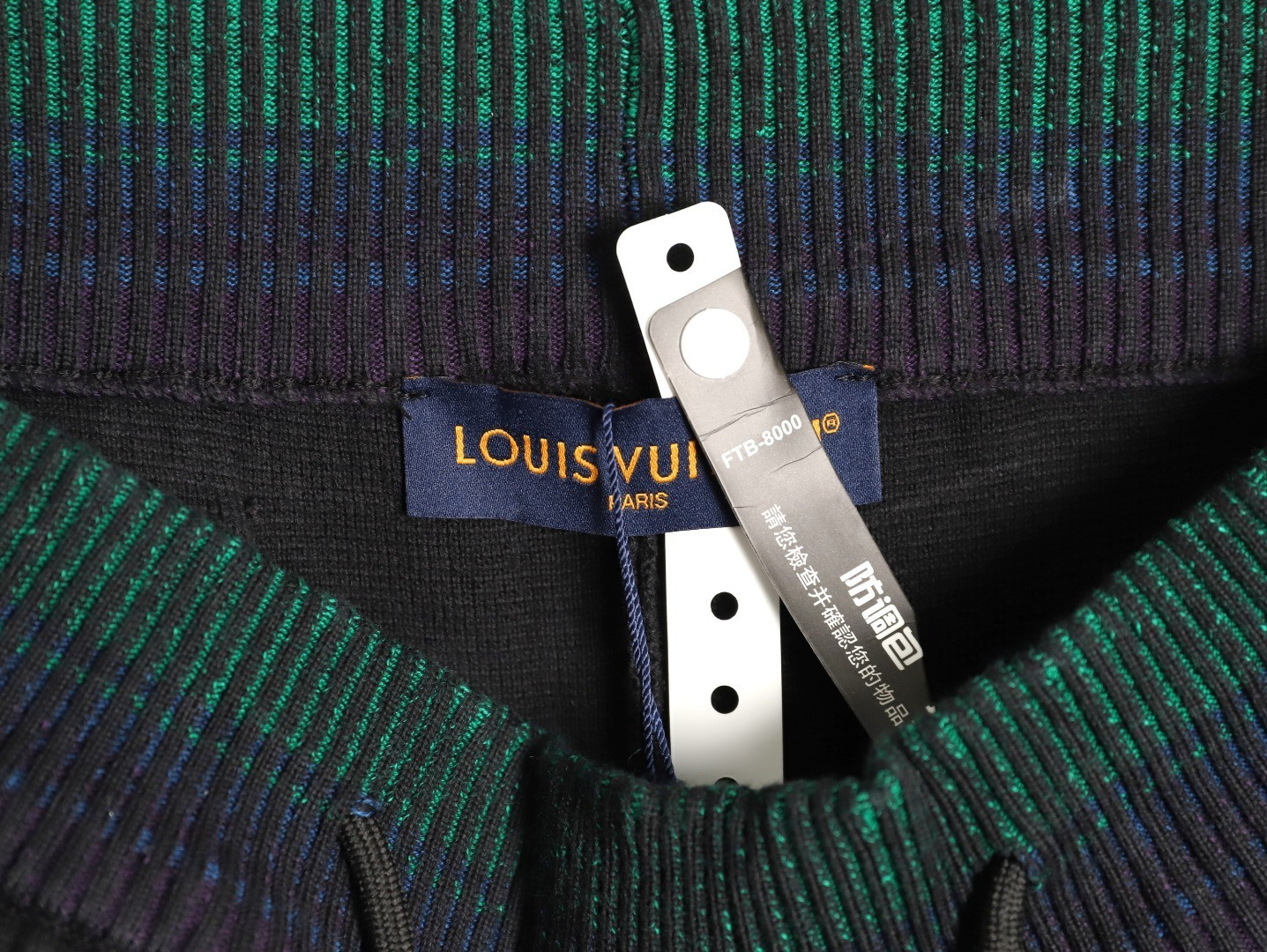 l0vis Vvtt0n knitting shorts