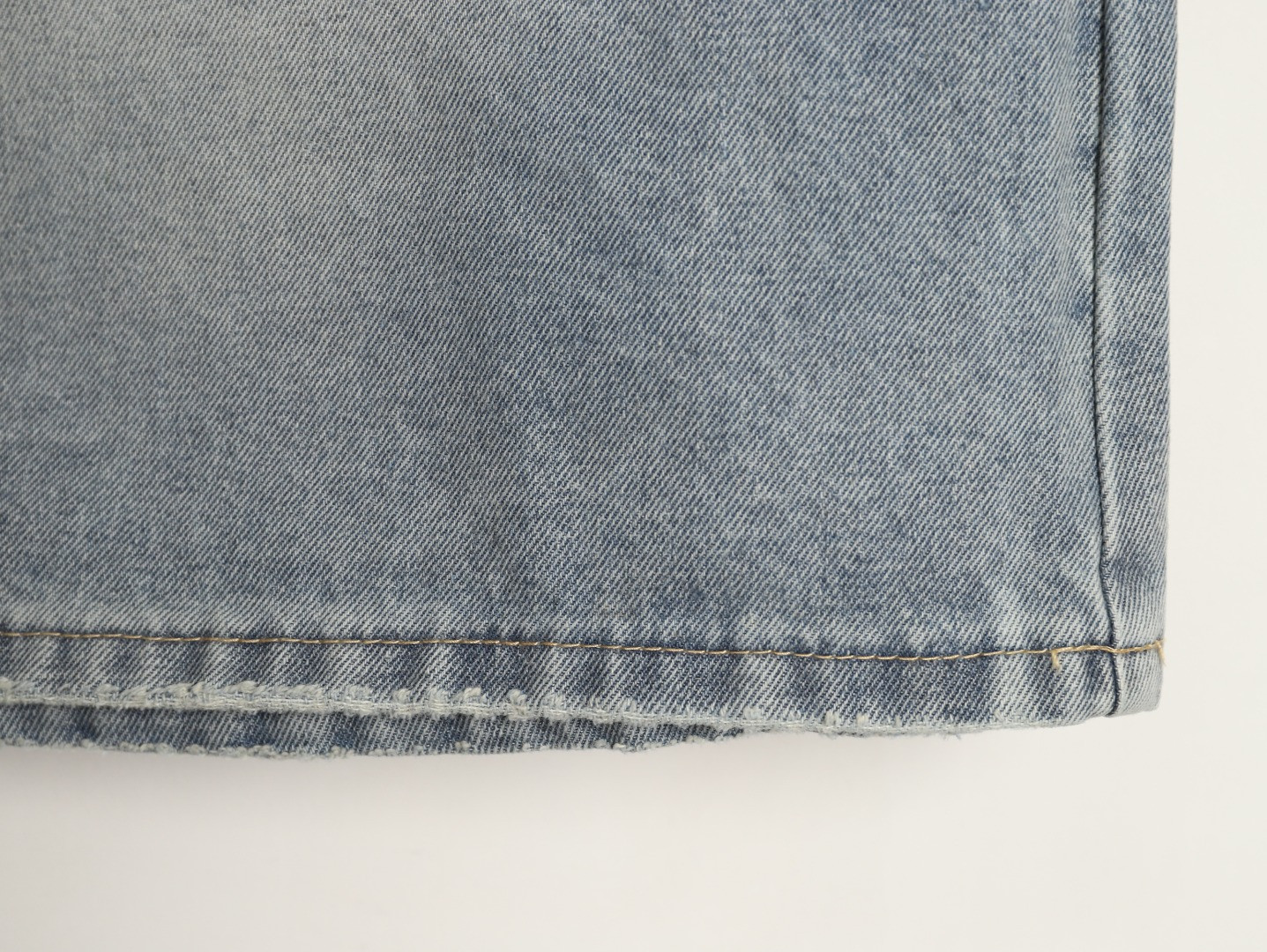 Ba1en*iaga 26ss shorts