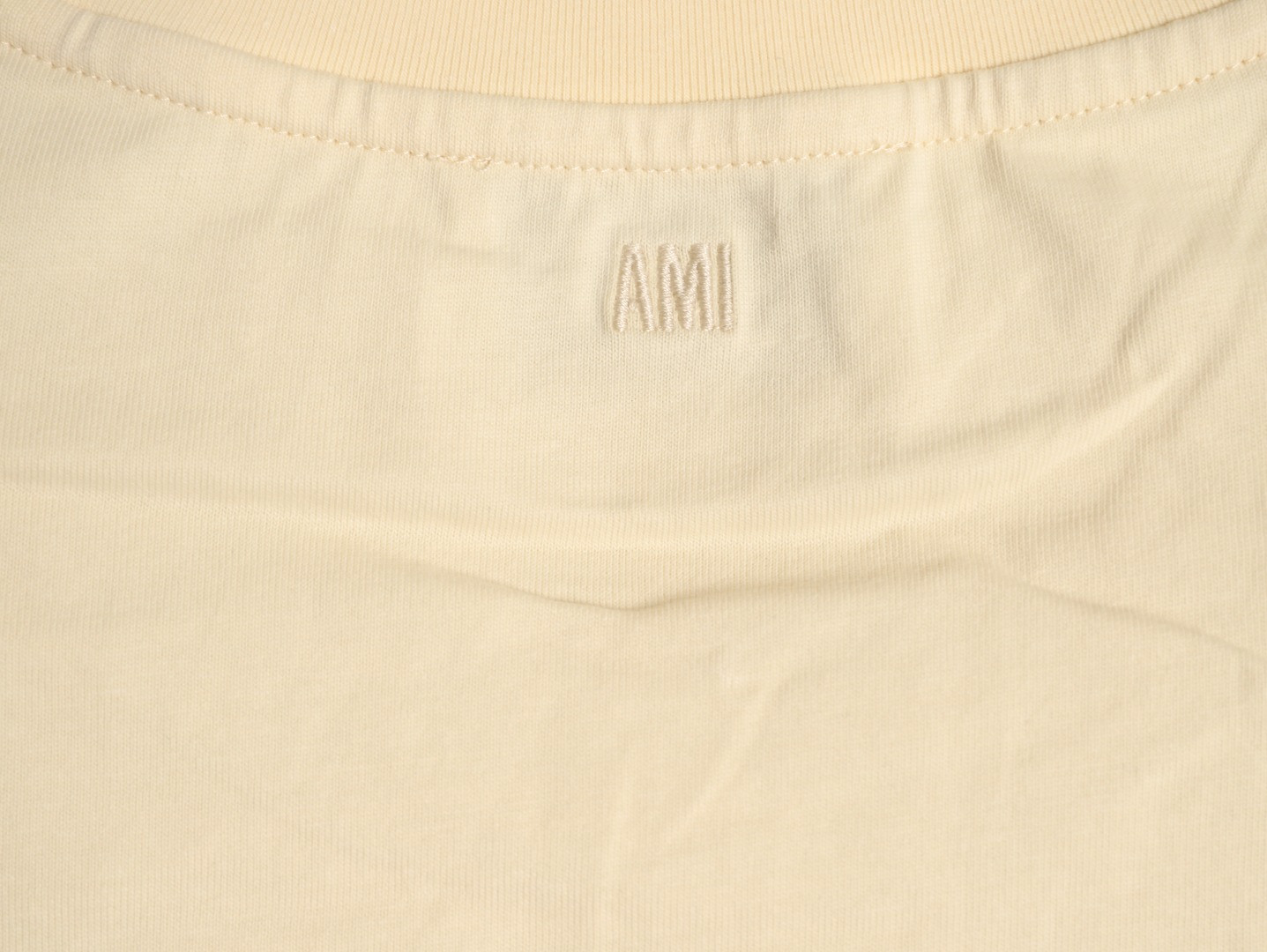 AMI PARIS Short-sleeved T-shirt