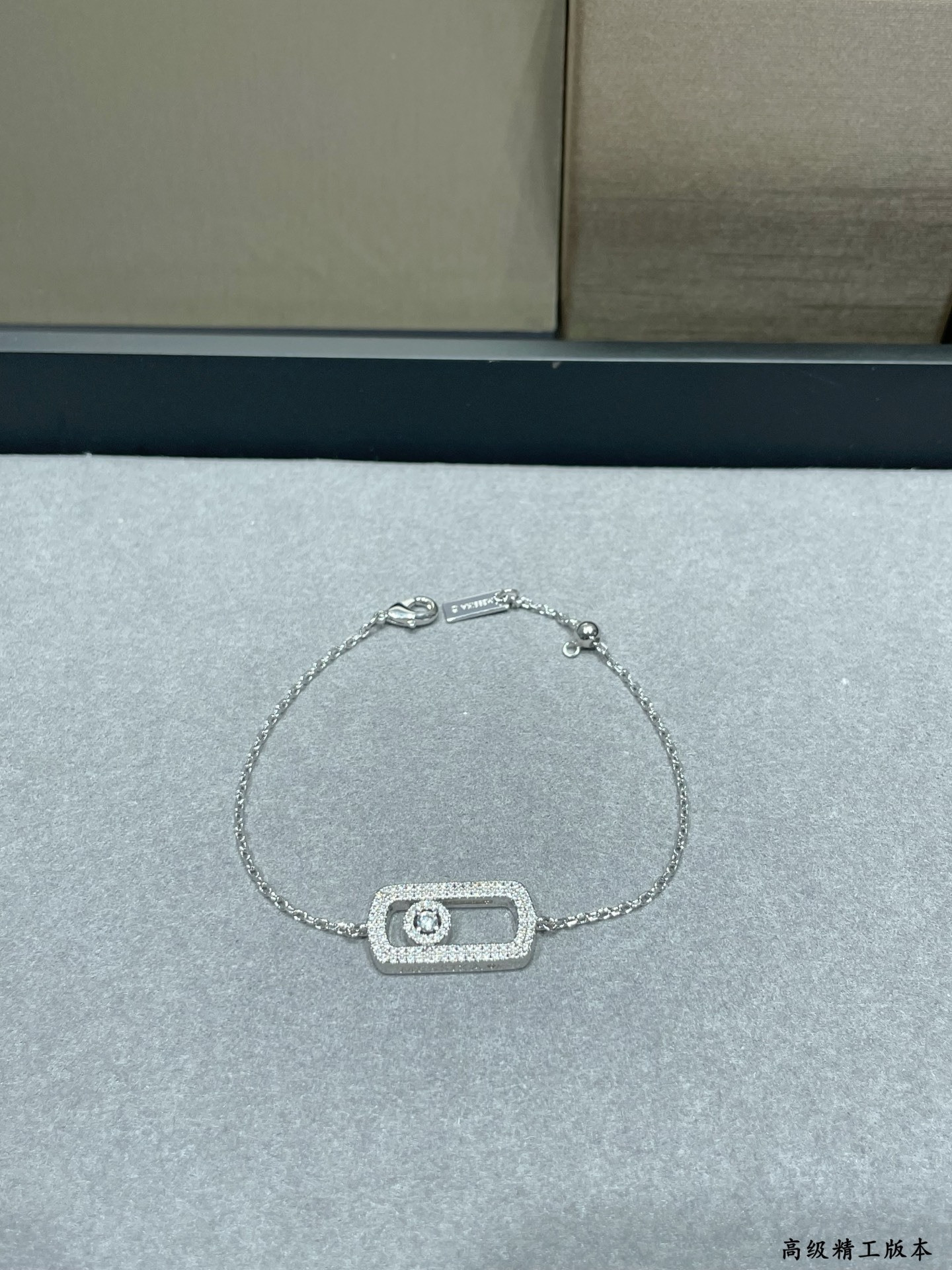 Mes1kaa large full d1am0nd bracelet