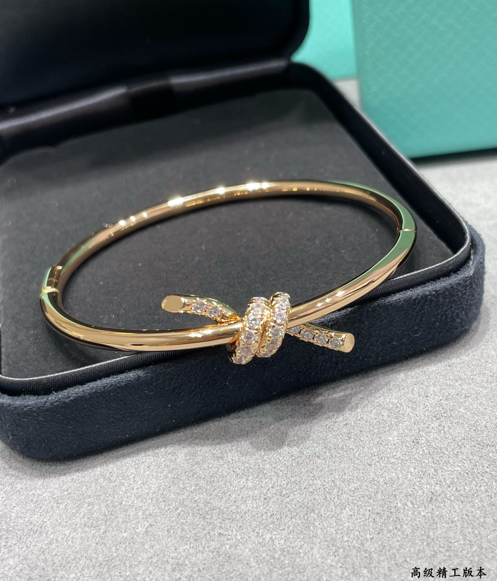 t*f*ny & co. knot D1am0nd half circle bracelet