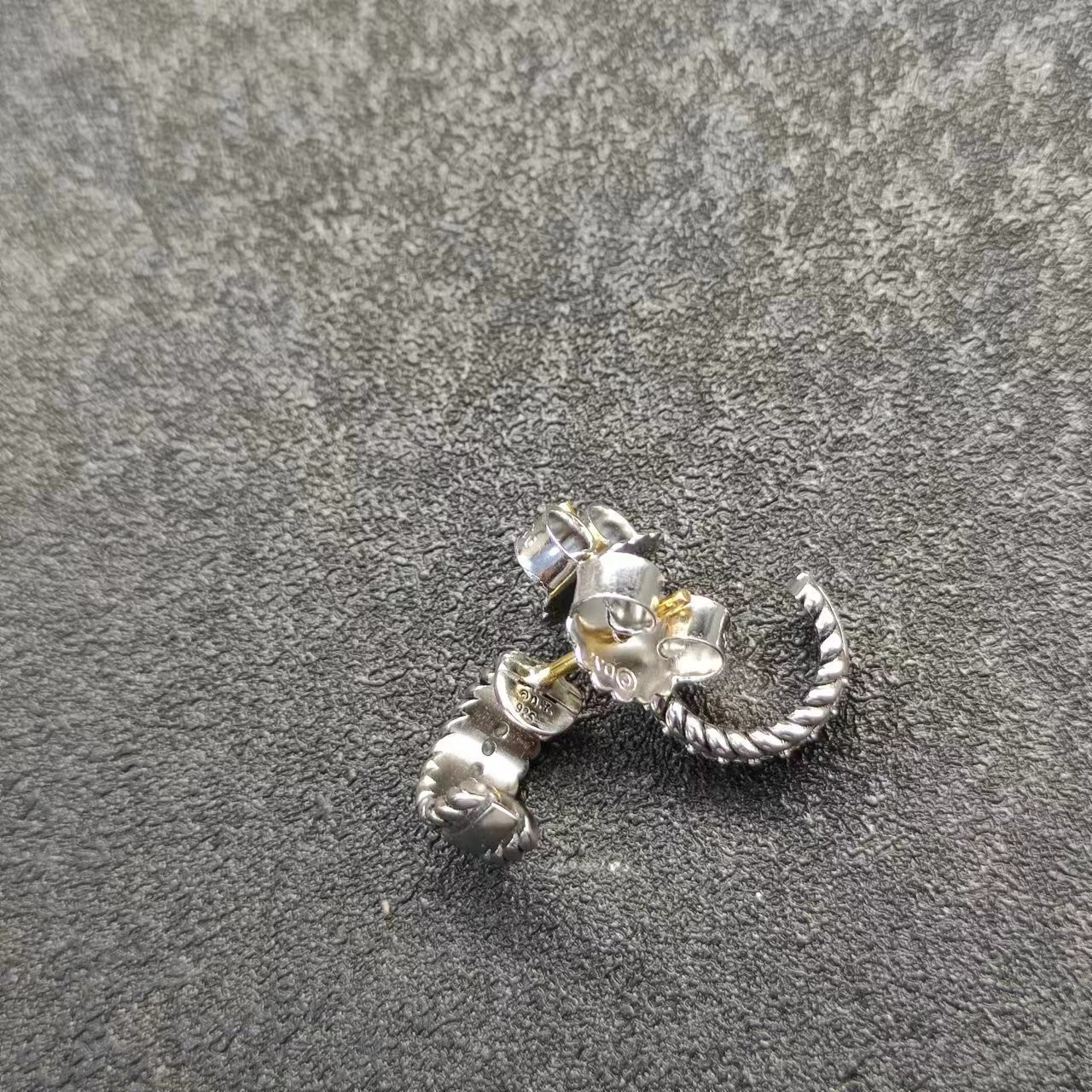 dau1d Yvrm*n earrings