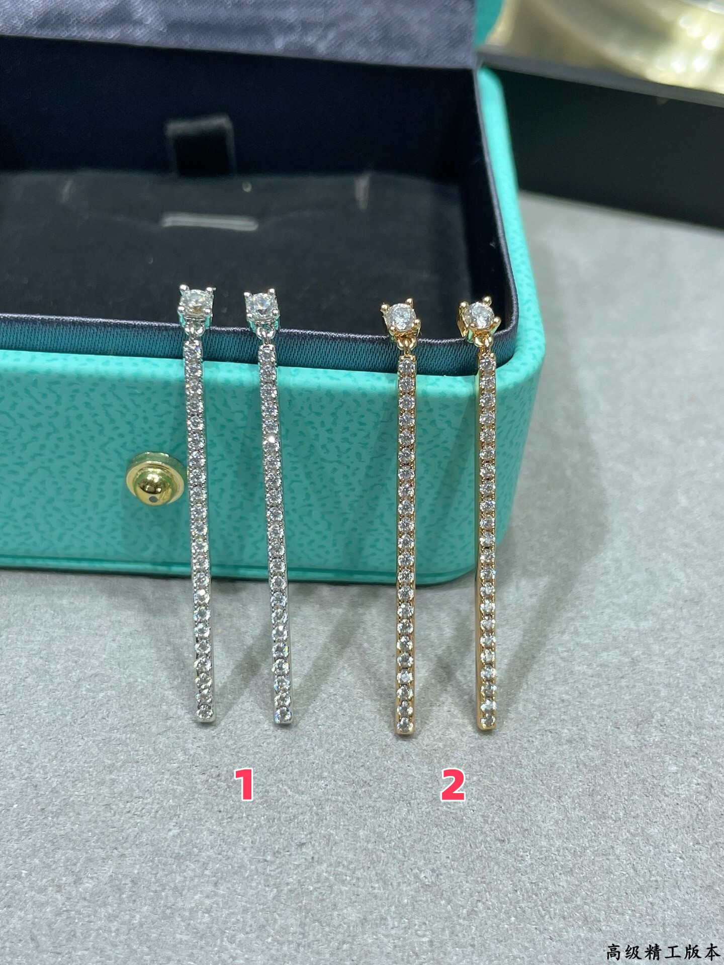 Mes1kaa earrings