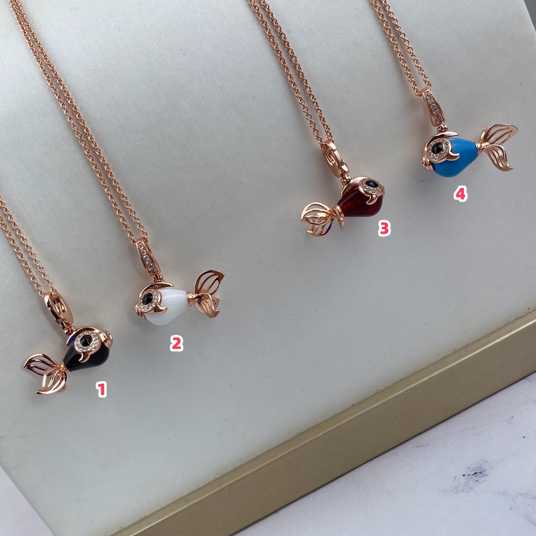 Qeelin Goldfish Pendant Necklace