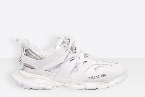 UA TRACK TRAINERS IN WHITE AND WHITE MESH AND NYLON