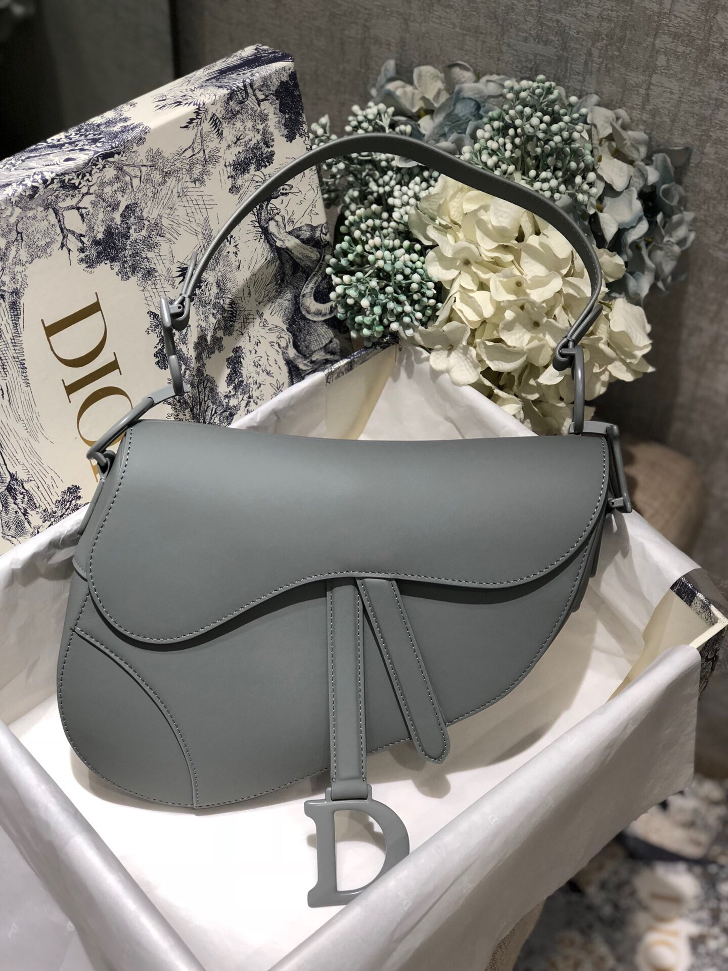 D10r Saddle Bag Placid Blue Smooth Calfskin 25.5x20x6.5cm