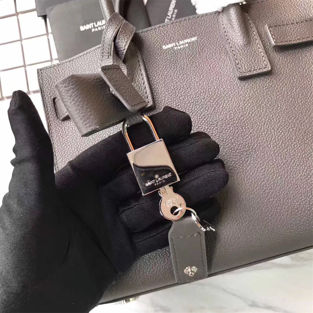 Y51 SAC DE JOUR NANO IN GRAINED LEATHER GREY