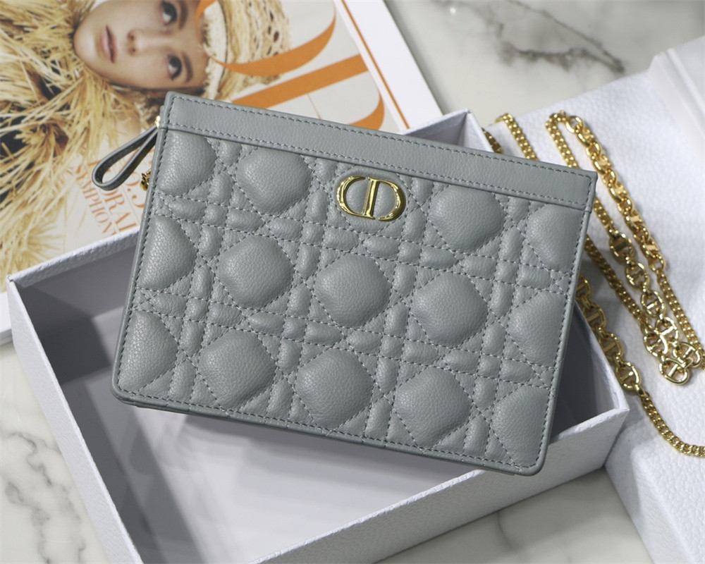 D10r CARO ZIPPED POUCH WITH CHAIN Grey S*pple Cannage Calfskin 19 x 14 x 4.5 cm