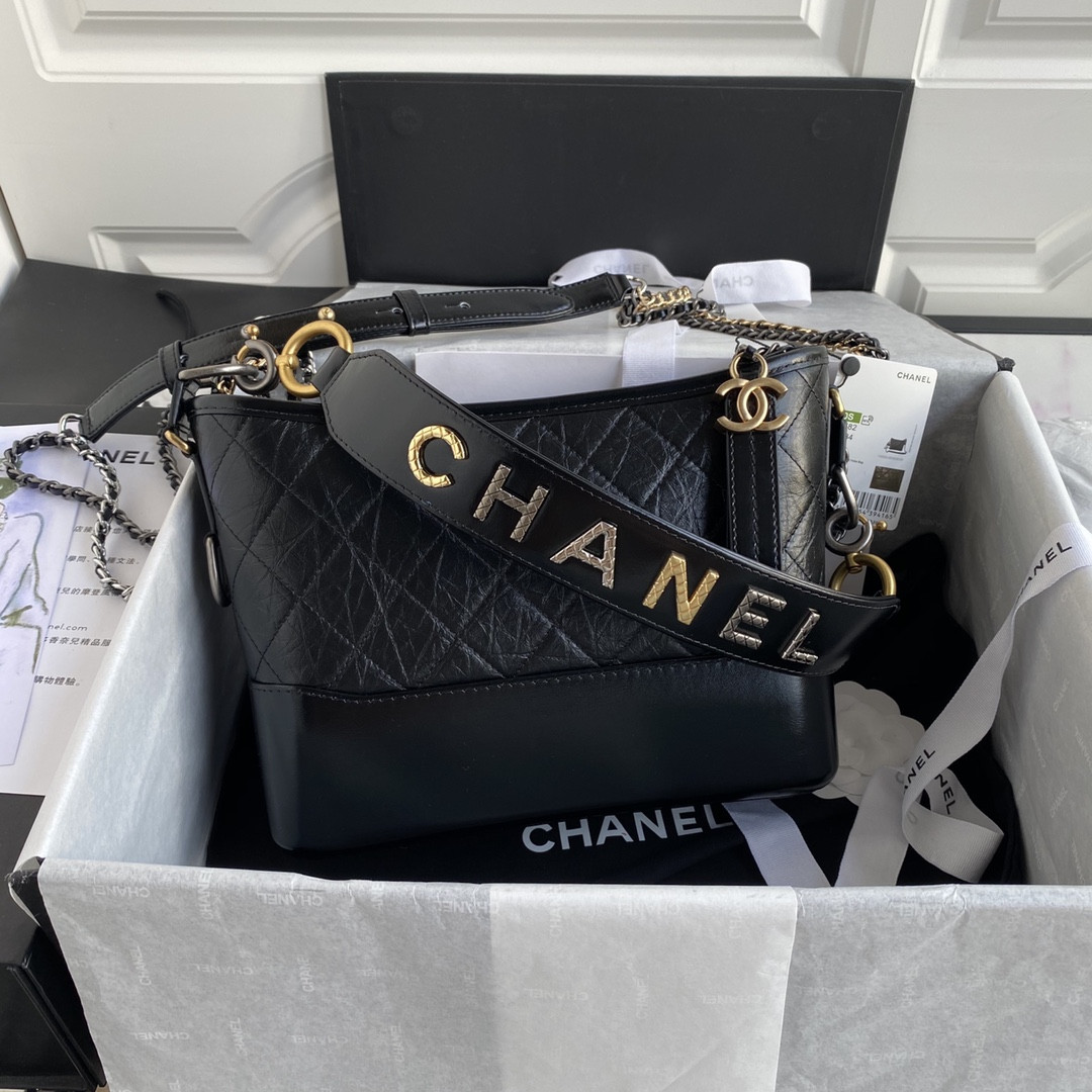 Ch**el Gabrielle MEDIUM BLACK with shoulder strap letters 21 x 28 x 10cm