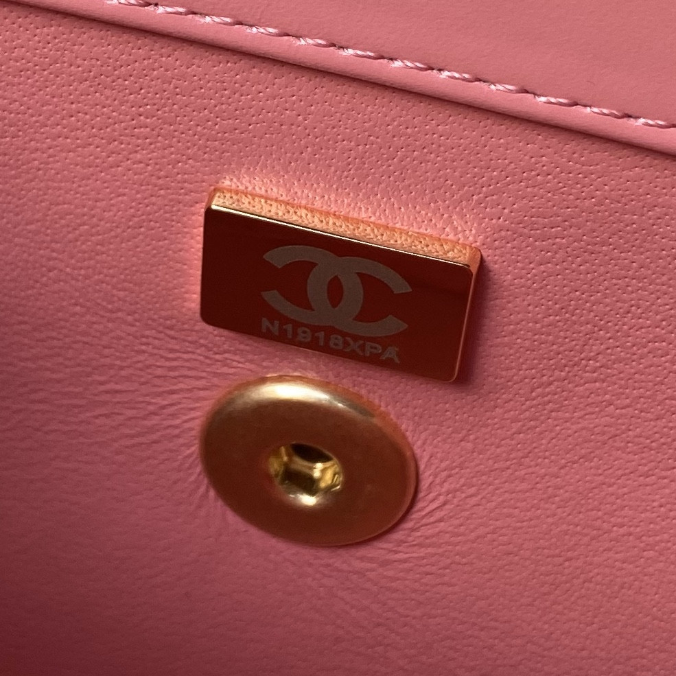 Ch**el MINI FLAP BAG PINK 12×19×8cm