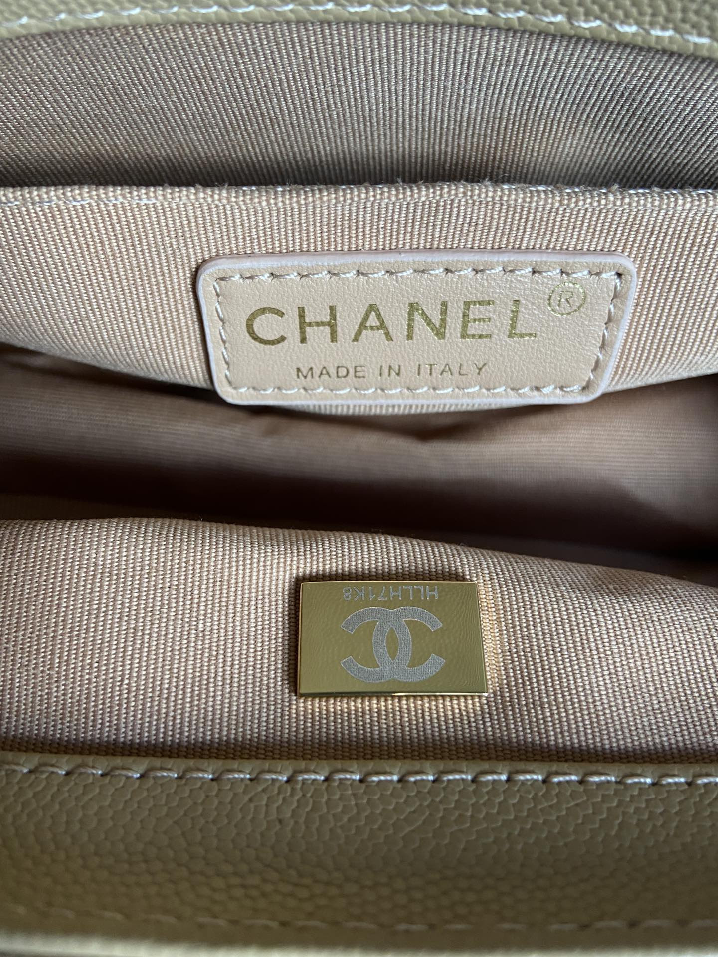 BOY Ch**el HANDBAG Shiny Grained Calfskin Brown 5.9 × 9.8 × 3.5 in