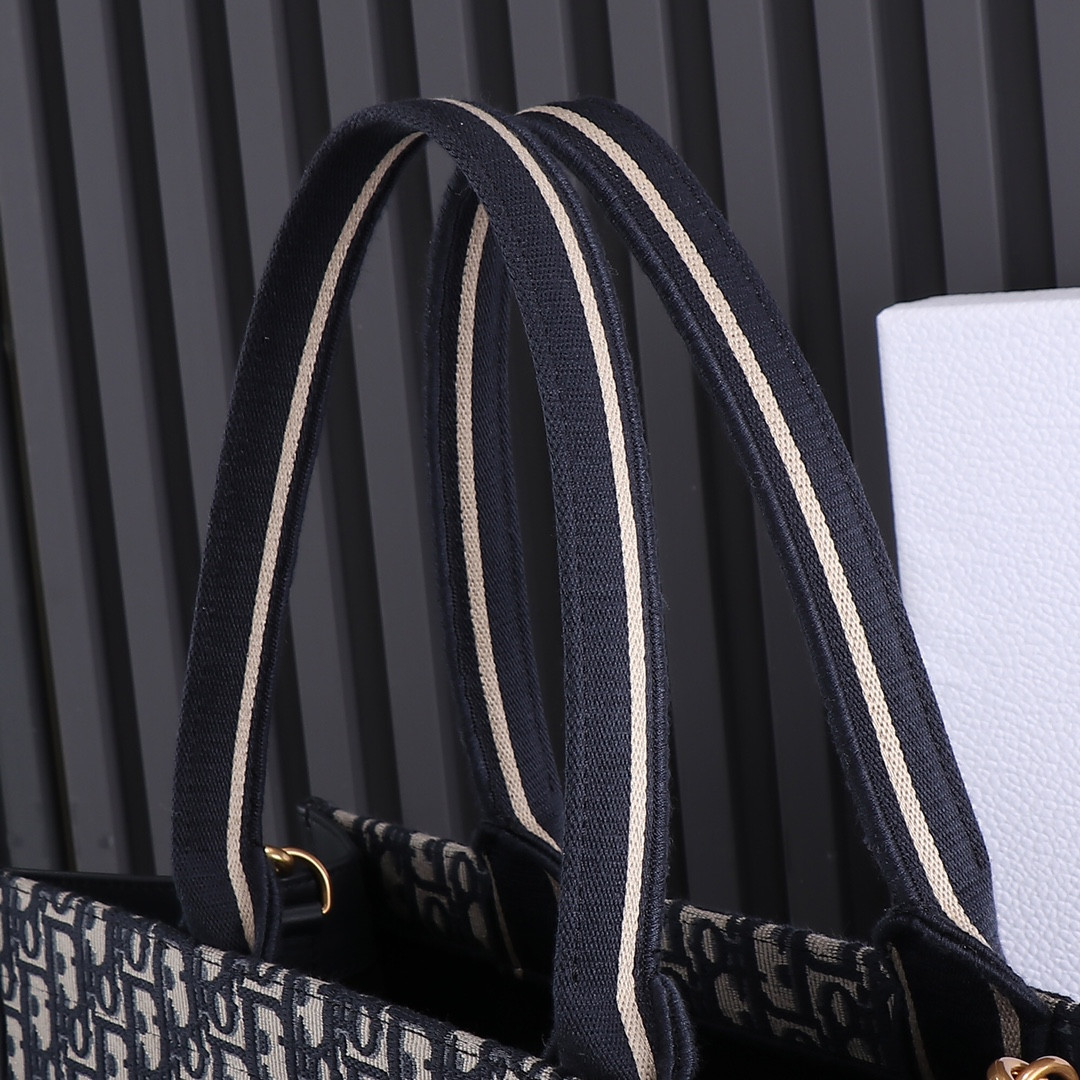 Large D10r BOOK TOTE Blue D10r Oblique Embroidery and Calfskin 16.5 x 14 x 7.5 inches