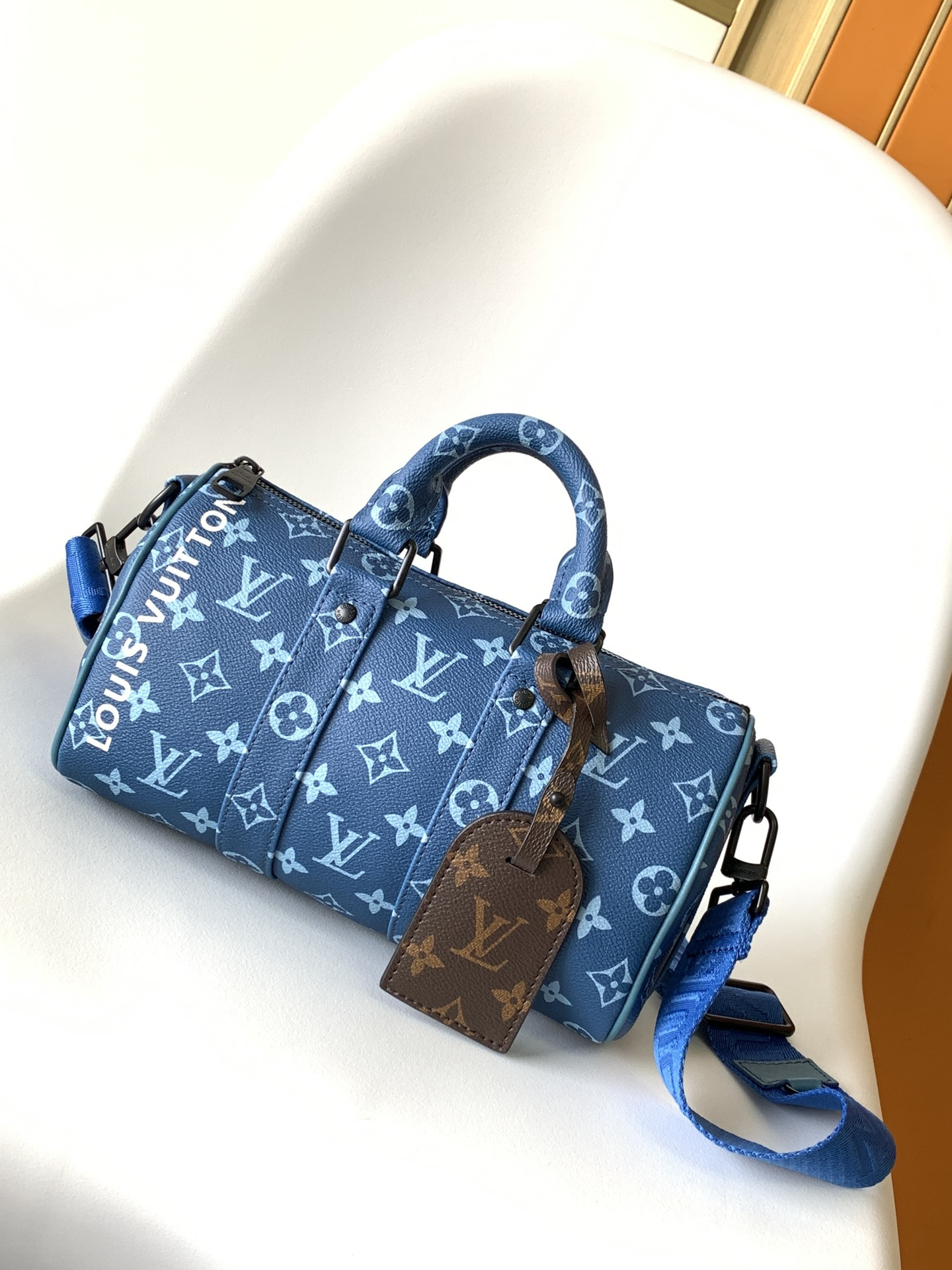 L0vis Vvtt0n Keepall Bandoulière 25 M46803 9.8 x 5.9 x 4.3 inches