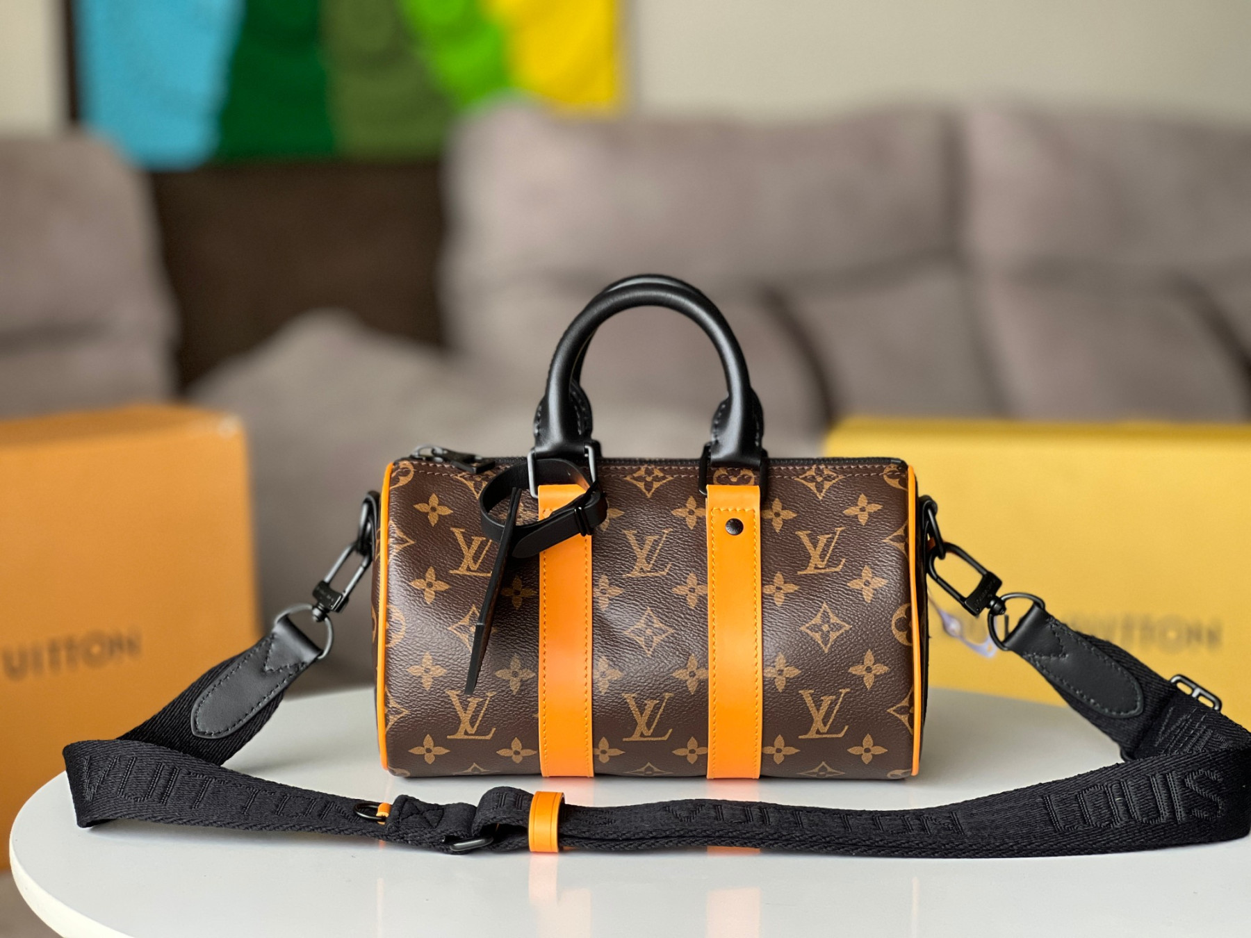 L0vis Vvtt0n Keepall Bandoulière 25 M46687 9.8 x 5.9 x 4.3 inches