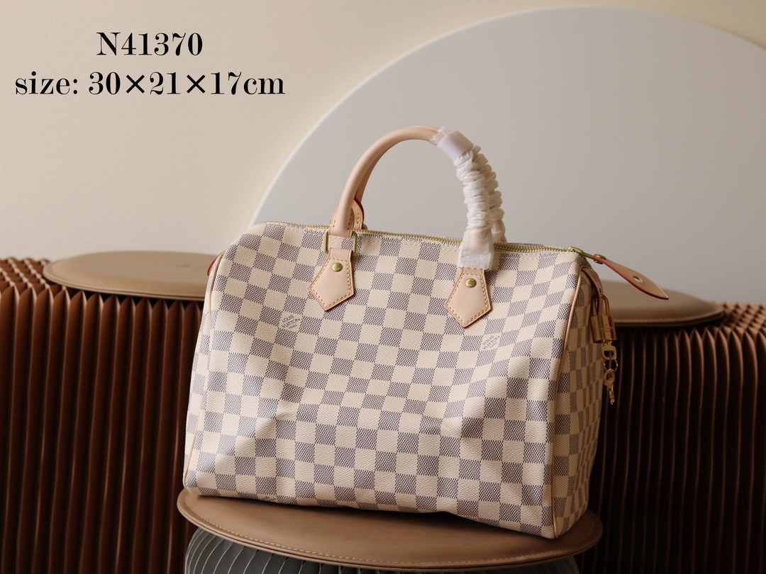 L0vis Vvtt0n N41370 Speedy 30