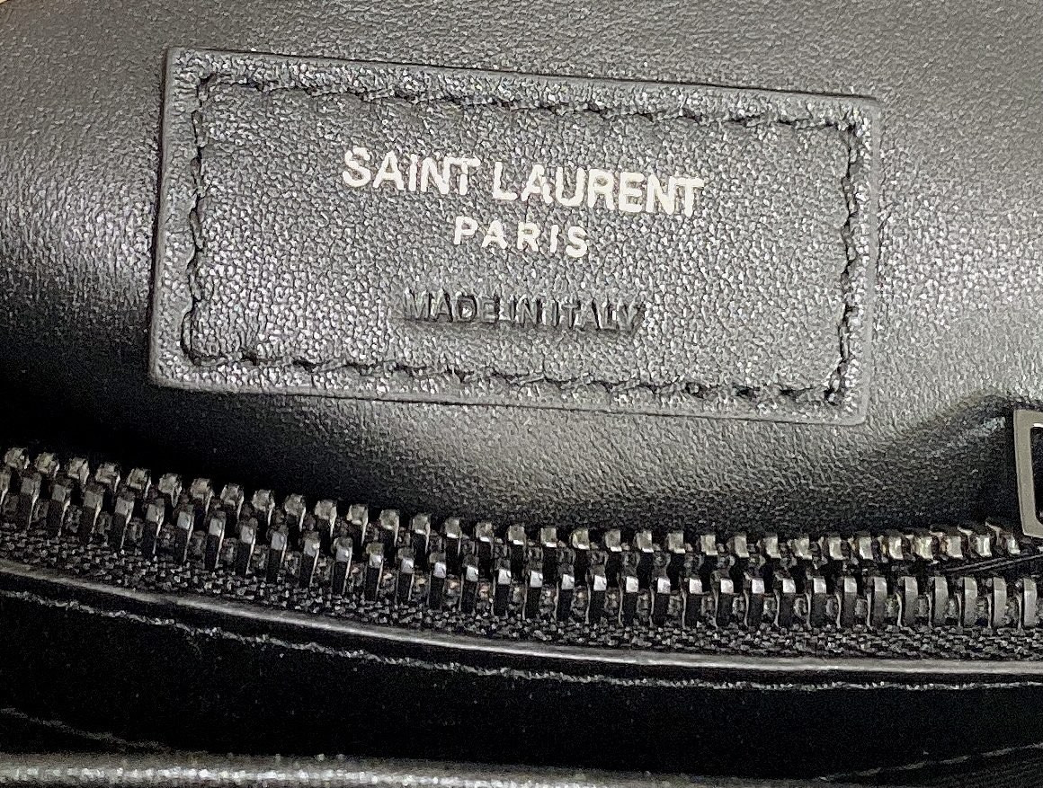 Y51 LOULOU SMALL IN QUILTED LEATHER BLACK 9 X 6.1 X 3.3 INCHES