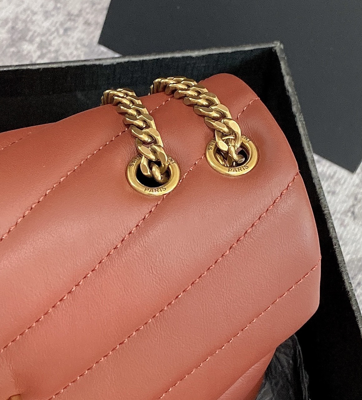 Y51 LOULOU SMALL IN QUILTED LEATHER RED GOLD 9 X 6.1 X 3.3 INCHES