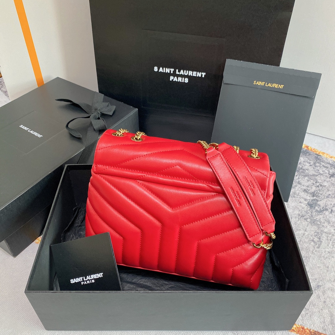 Y51 LOULOU SMALL IN QUILTED LEATHER SHINY RED GOLD 9 X 6.1 X 3.3 INCHES