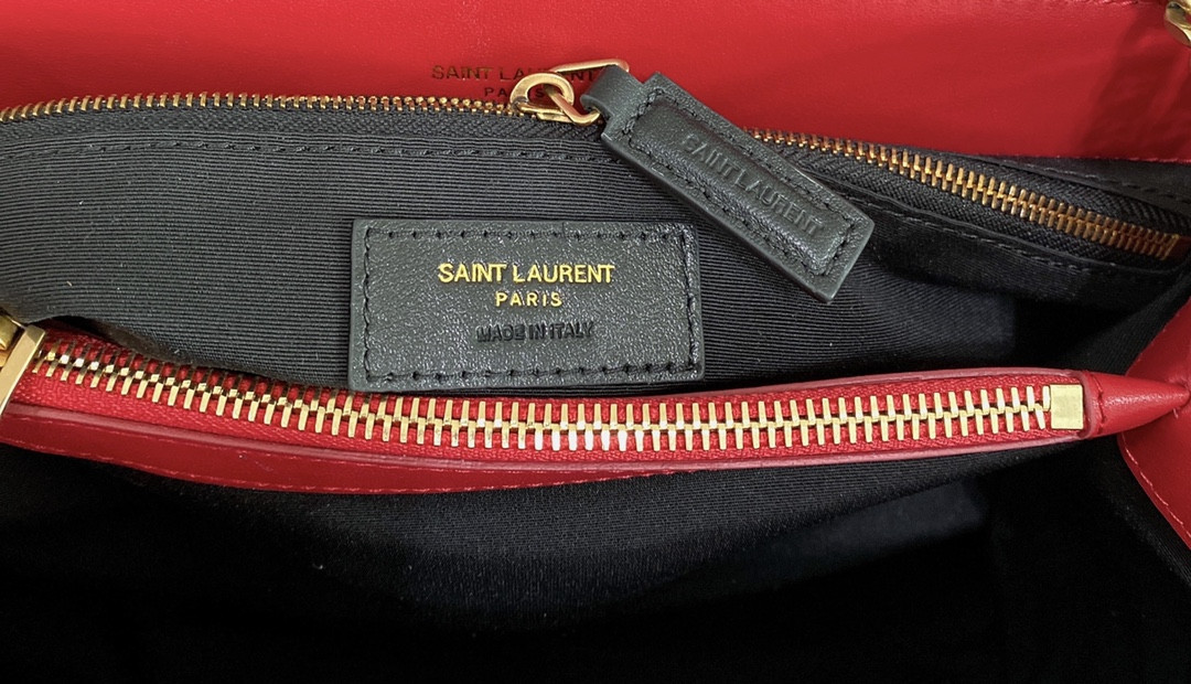 Y51 LOULOU MEDIUM IN QUILTED LEATHER RED 12.5 X 8.6 X 3.5 INCHES