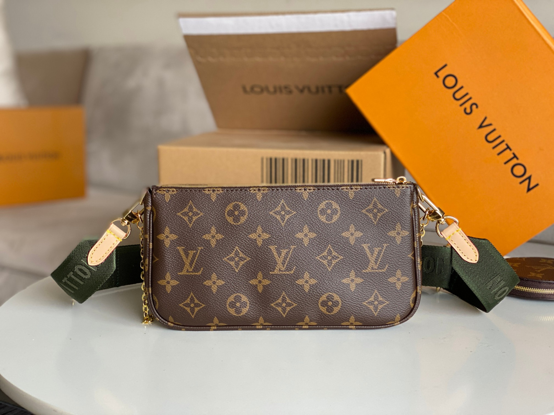 L0vis Vvtt0n M44813 Multi Pochette Accessoires 9.4 x 5.3 x 1.6 inches
