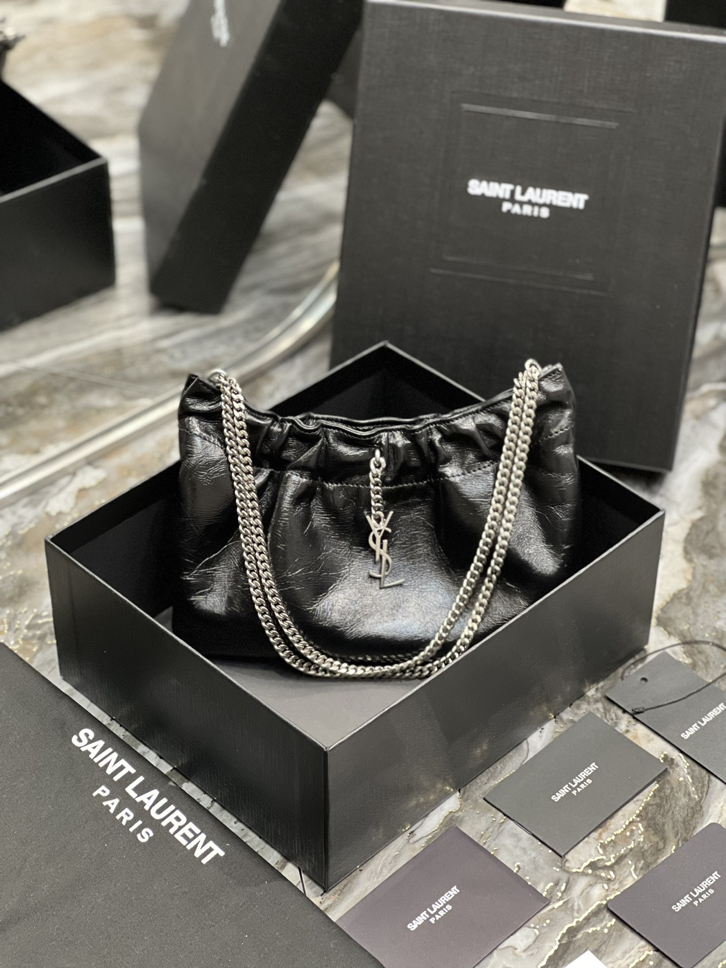 Y51 Mini leather shoulder bag Black 24x14x4 cm