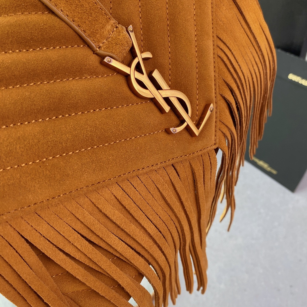 Y51 COLLEGE MEDIUM IN QUILTED SUEDE ORANGE 9.4 X 6.6 X 2.5 INCHES