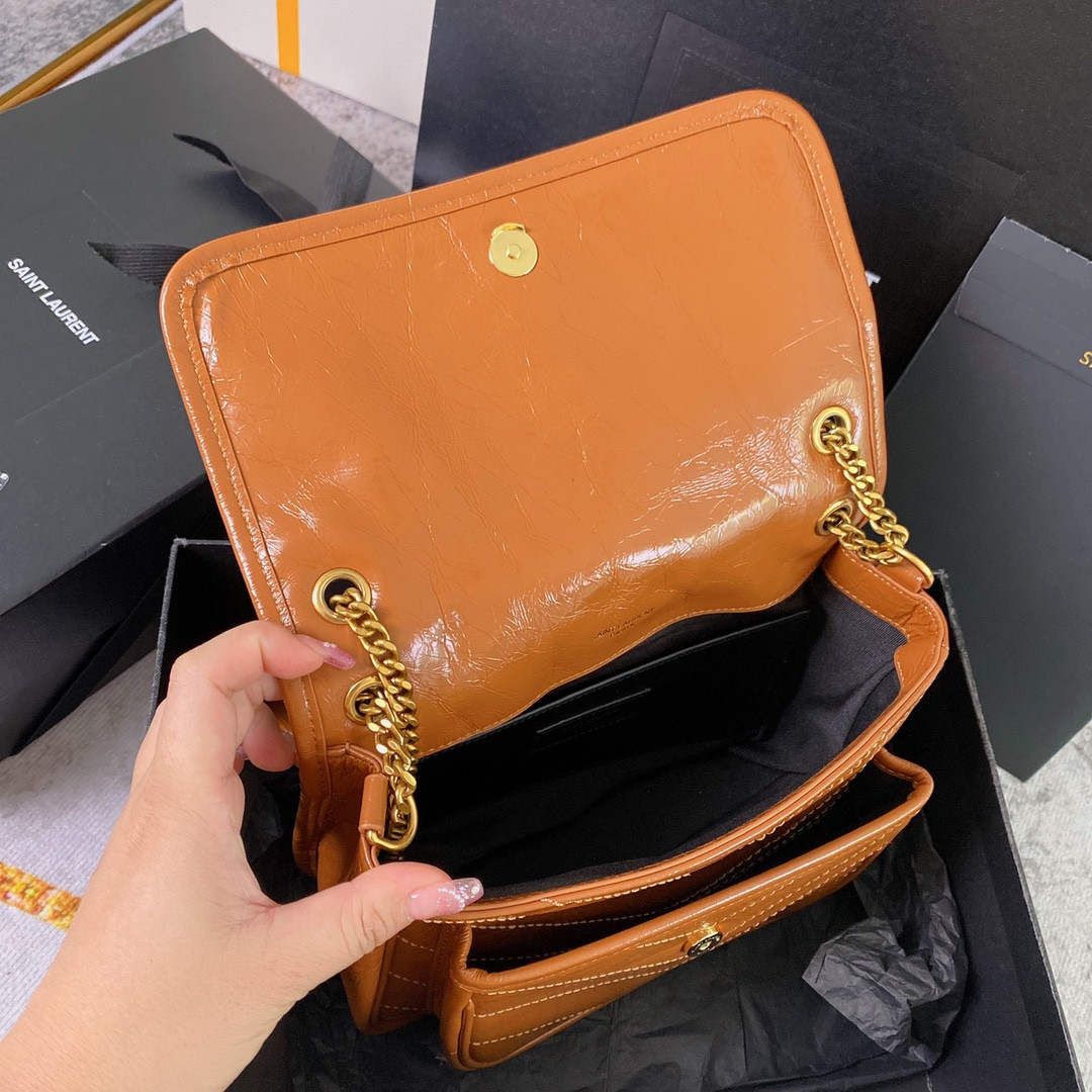 Y51 NIKI BABY IN VINTAGE LEATHER LIGHT CARAMEL 8.2 X 6 X 2.9 INCHES